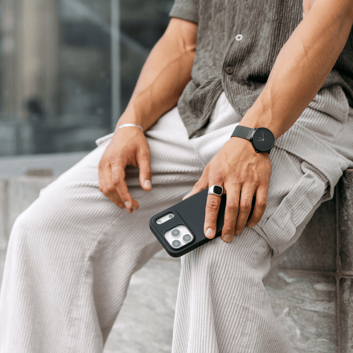 ZAGG Manhattan Snap MagSafe Case