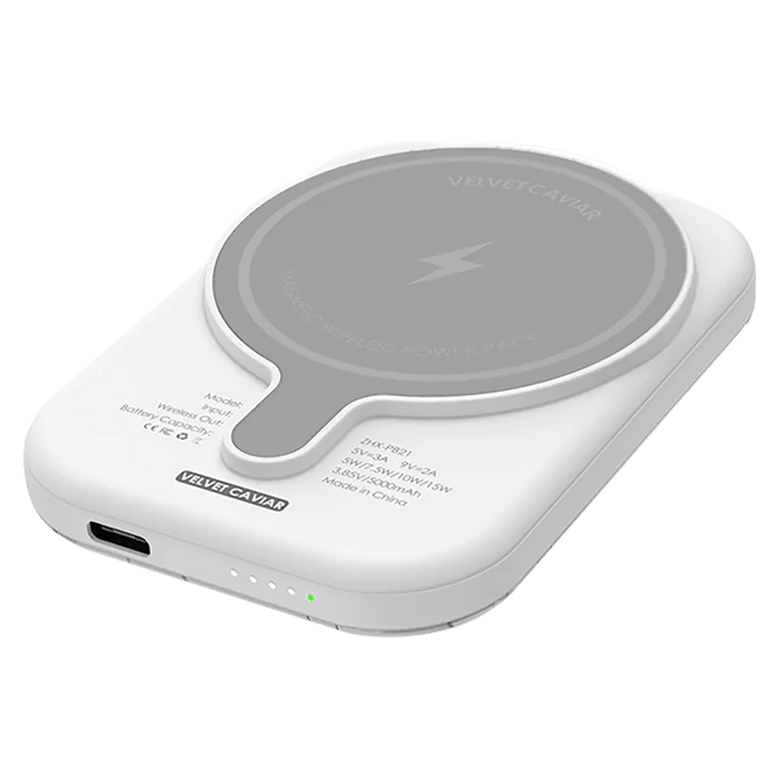 Velvet Caviar MagSafe Battery Power Pack Blue