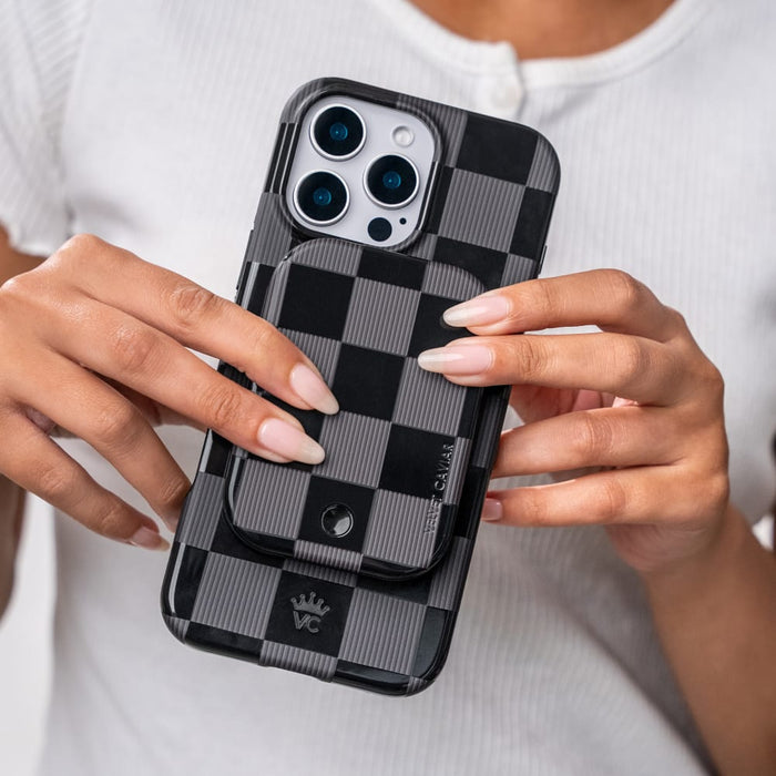 Velvet Caviar MagSafe Battery Power Pack Black