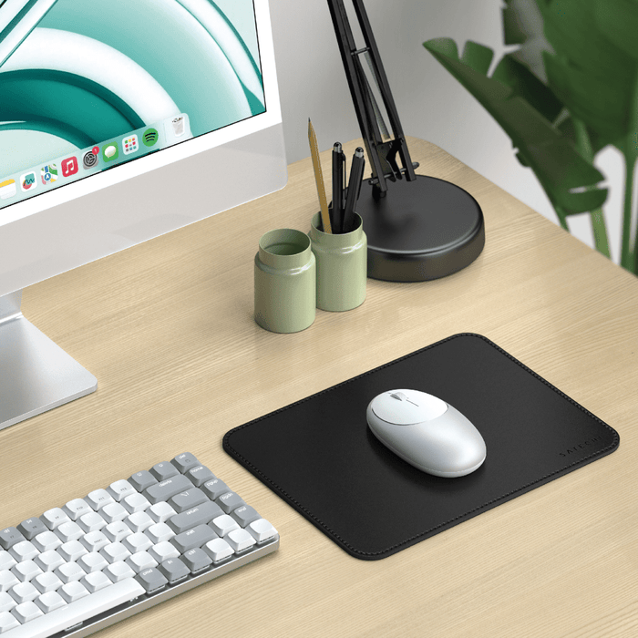 Satechi Vegan-Leather Premium Mouse Pad