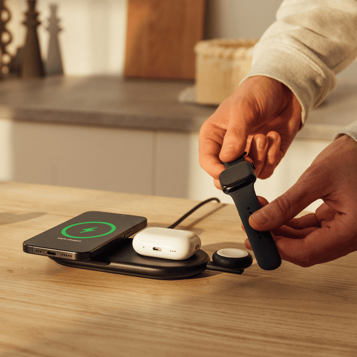 Belkin BoostCharge Portable USB C Apple Watch Charger Black