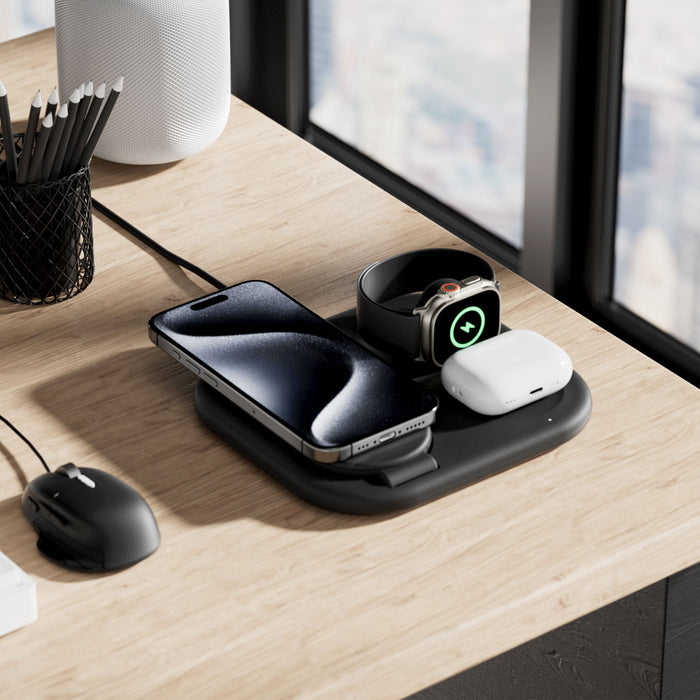 Belkin BoostCharge 3 in 1 Magnetic Foldable Wireless Charger with Qi2 15W Black