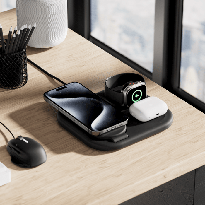 Belkin BoostCharge 3 in 1 Magnetic Foldable Wireless Charger with Qi2 15W Black