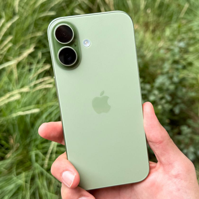 iPhone 17 Essentials